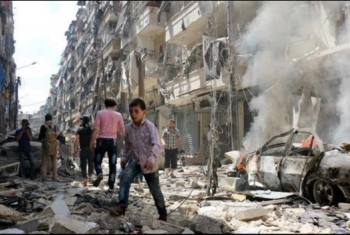  المرصد السوري: 79 قتيلا خلال قصف لأحياء حلب الشرقية والغربية