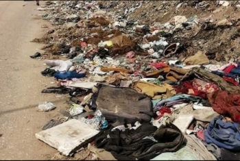  أكوام القمامة تثير غضب أهالي قرية النعامنة بمنيا القمح