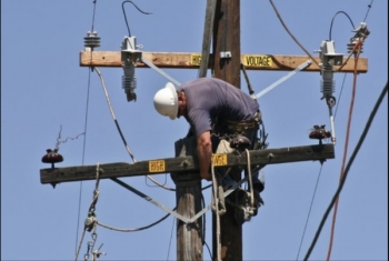  الكهرباء تقتل موظفا بقطاع الخطارة أثناء العمل فى فاقوس