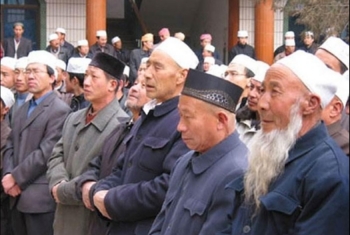  الصين تفرض قيودًا جديدة على مسلمي الإيجور
