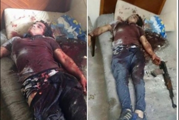  وائل عباس ينشر صورتين لأحد ضحايا رأس البر إحداهما بالرشاش والأخرى بدونه