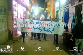  ثوار منيا القمح ينتفضون بمسيرة حاشدة للإفراج عن المعتقلين