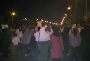  مسيرة ليلية لثوار العاشر من رمضان تطالب بالافراج عن المعتقلين