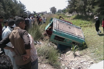  نقل 3 مصابين من ضحايا حادث قطار إكياد لمستشفى جامعة الزقازيق